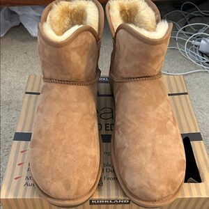 Kirkland Costco Brown Shearling-Lined Boots
